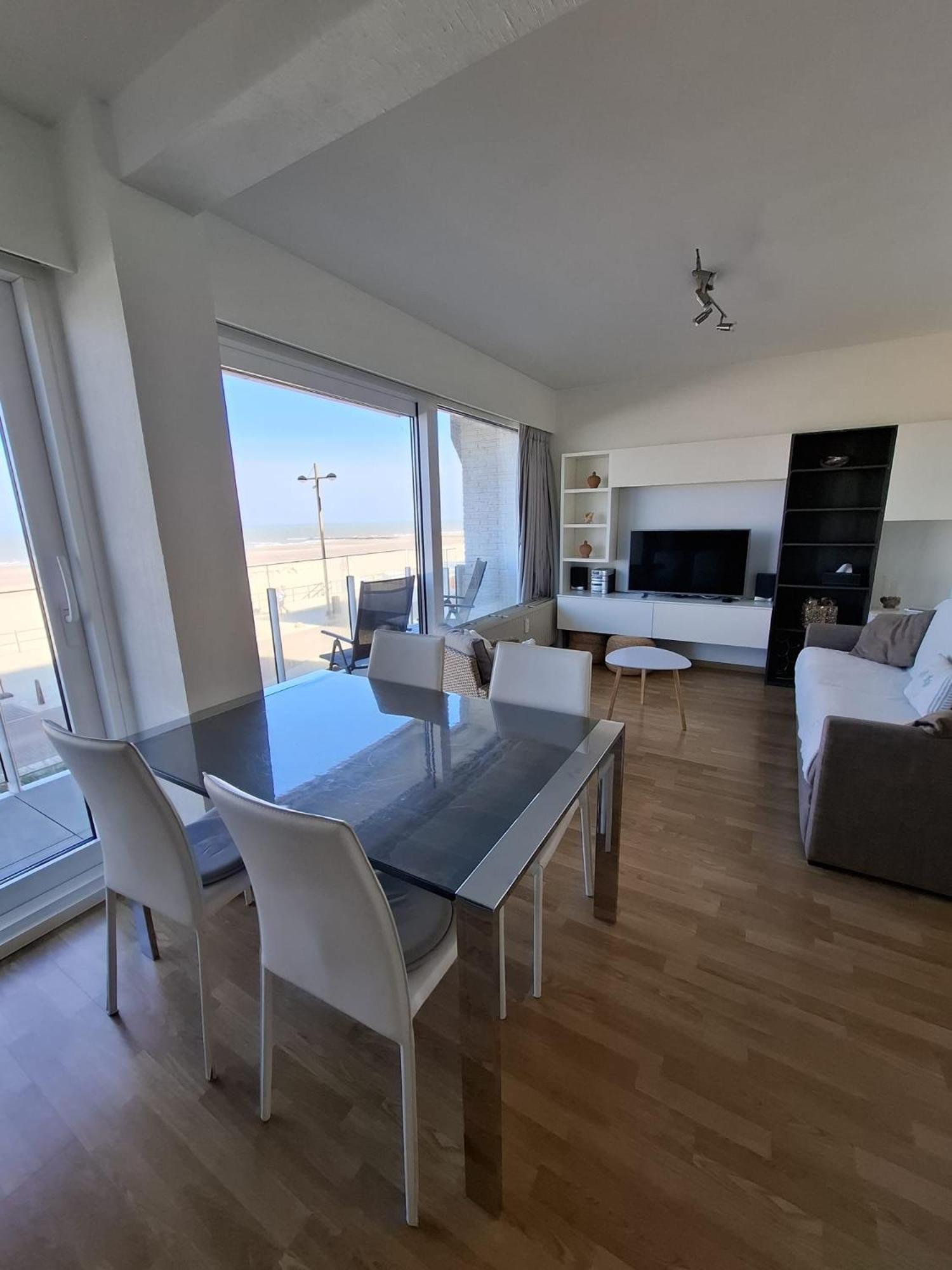 מידלקרק North Sea View Studio With Parking מראה חיצוני תמונה